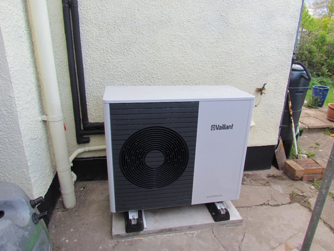 Air source heat pump